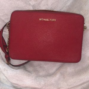 Wallet + bag… rarely used 75 for both.. worth about 250 togther